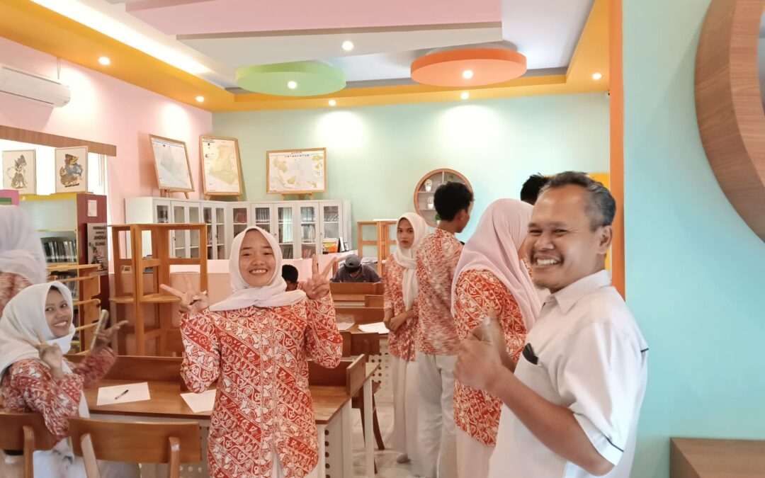 Kegiatan Literasi Siswa di Perpustakaan Karya Wiguna Pustaka SMK N 1 Kokap
